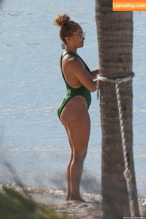 Jennifer Lopez photo #3937