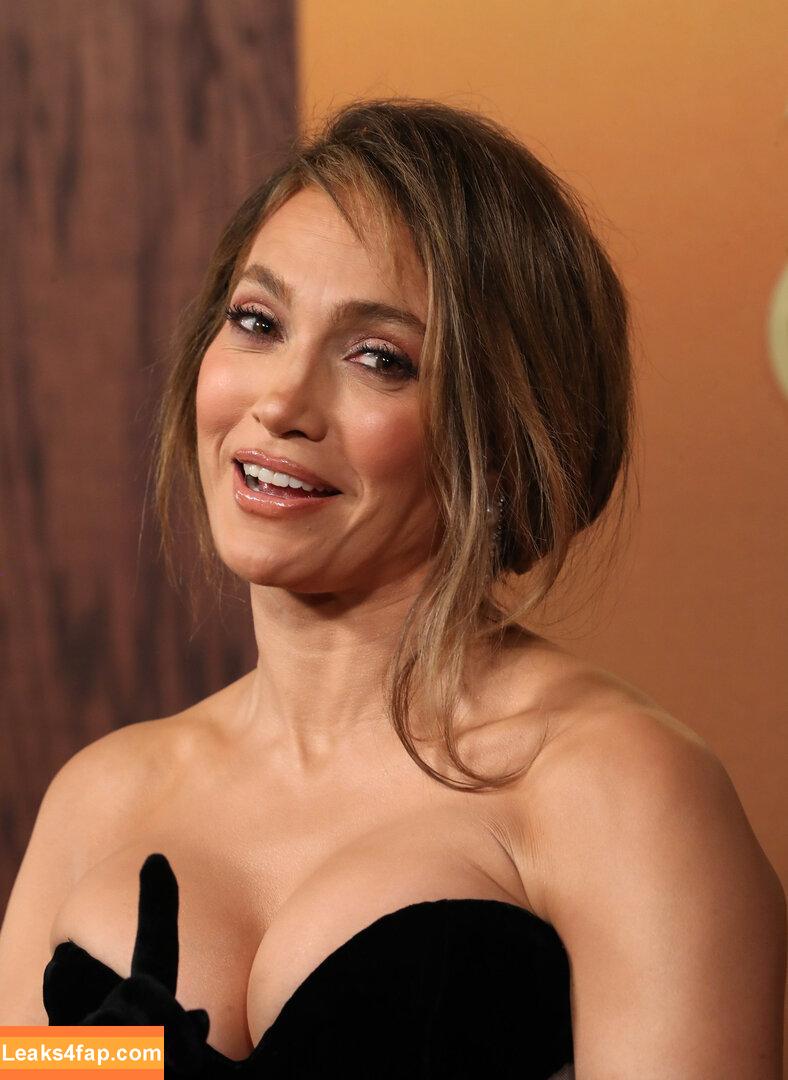 Jennifer Lopez / JLo / _jeenni2 / https: слитое фото фото #4127