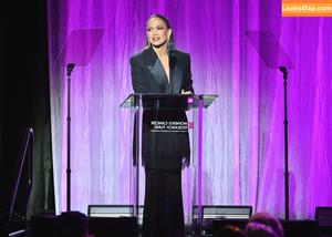 Jennifer Lopez photo #4225