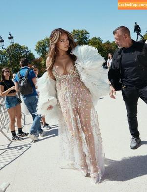 Jennifer Lopez photo #4302