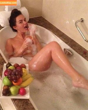 Jennifer Metcalfe photo #0011