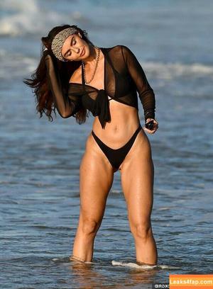 Jennifer Metcalfe photo #0071