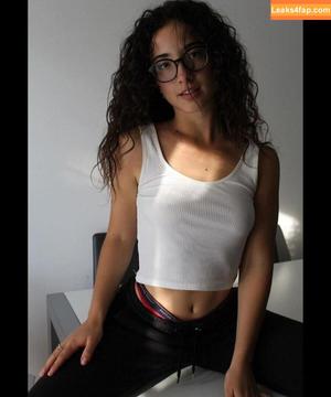 Jennifer Roncato photo #0058