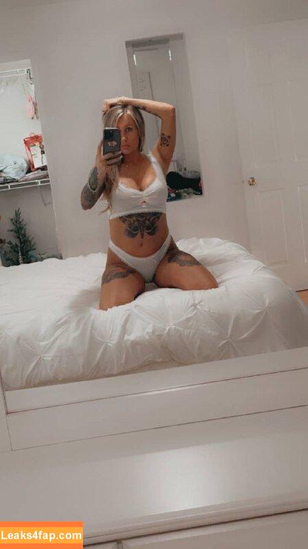 jenniferbarton / jennbartontwin leaked photo photo #0034