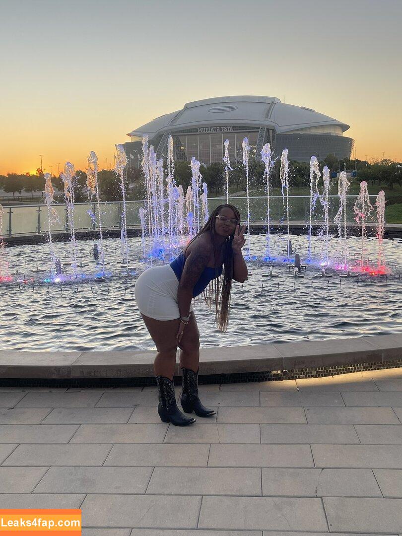Jennifernicoleeeeee / Thickfitjen leaked photo photo #0011
