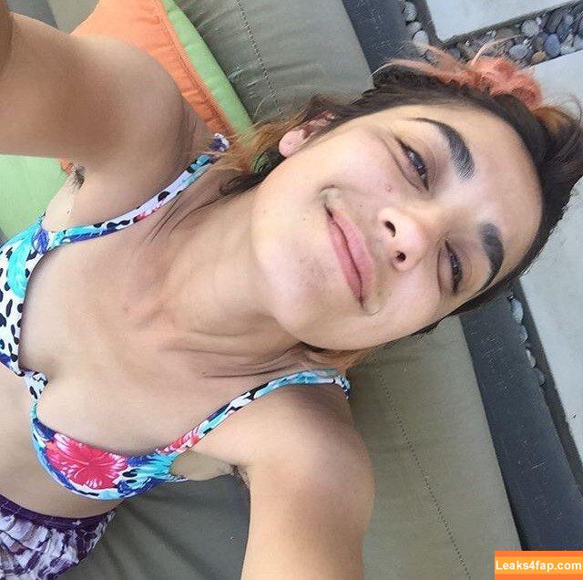 Jenny Lee / LindbergWarpaint leaked photo photo #0009