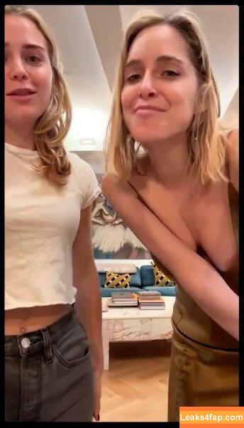 Jenny Mollen / jennymollen leaked photo photo #0127