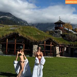 Jenny Mollen photo #0137