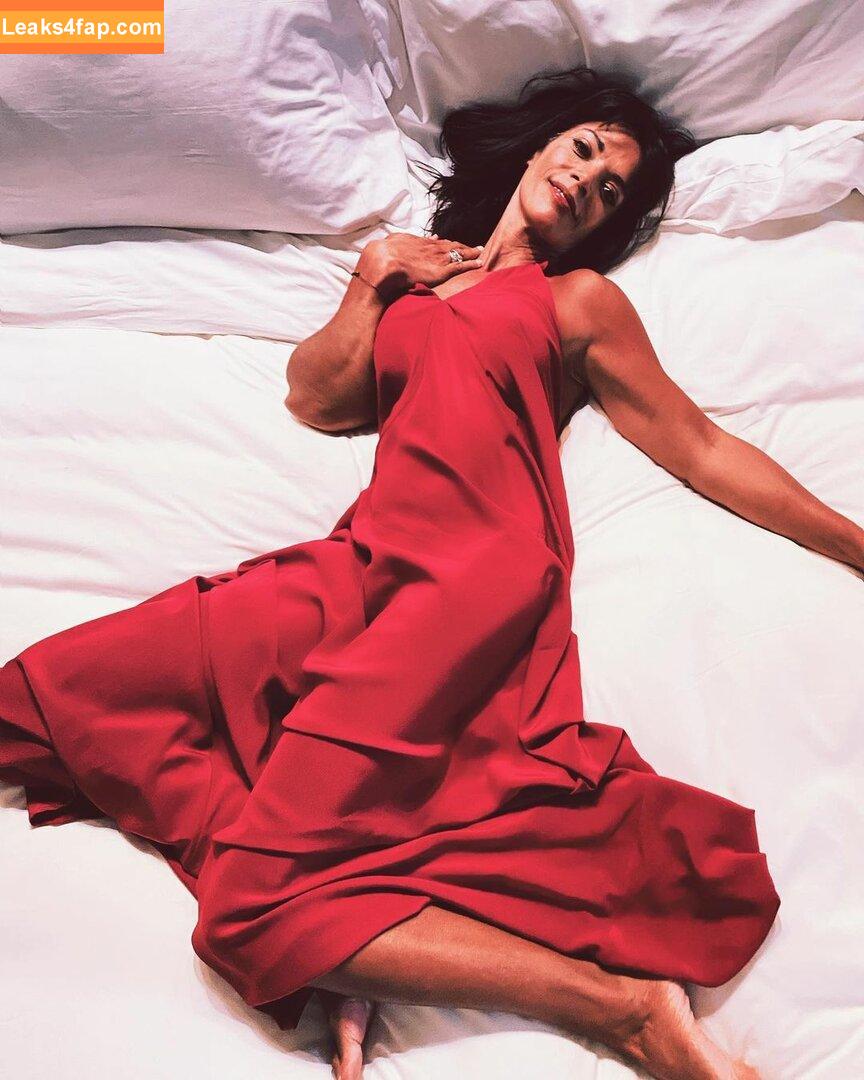 Jenny Powell / jennypowelltv leaked photo photo #0040
