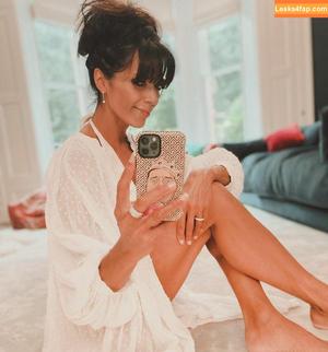 Jenny Powell photo #0051