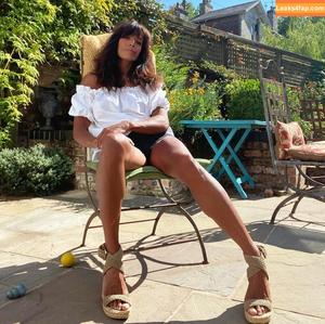 Jenny Powell photo #0058