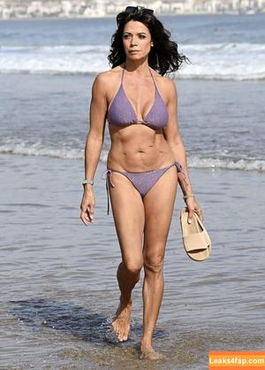 Jenny Powell photo #0226