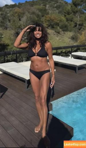 Jenny Powell photo #0232