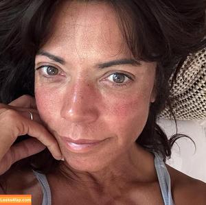 Jenny Powell photo #0245