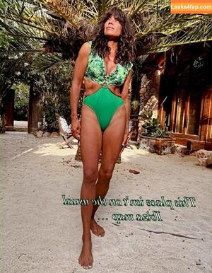 Jenny Powell photo #0251