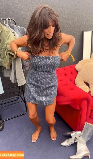 Jenny Powell photo #0256