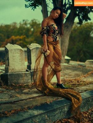 Jenny Zhang photo #0007