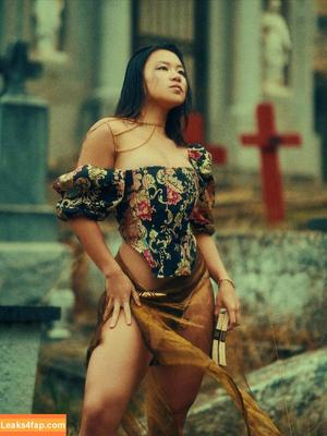 Jenny Zhang photo #0011