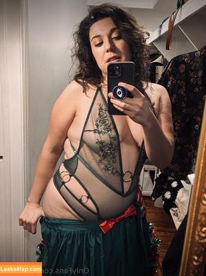 Jenny Zigrino photo #0032