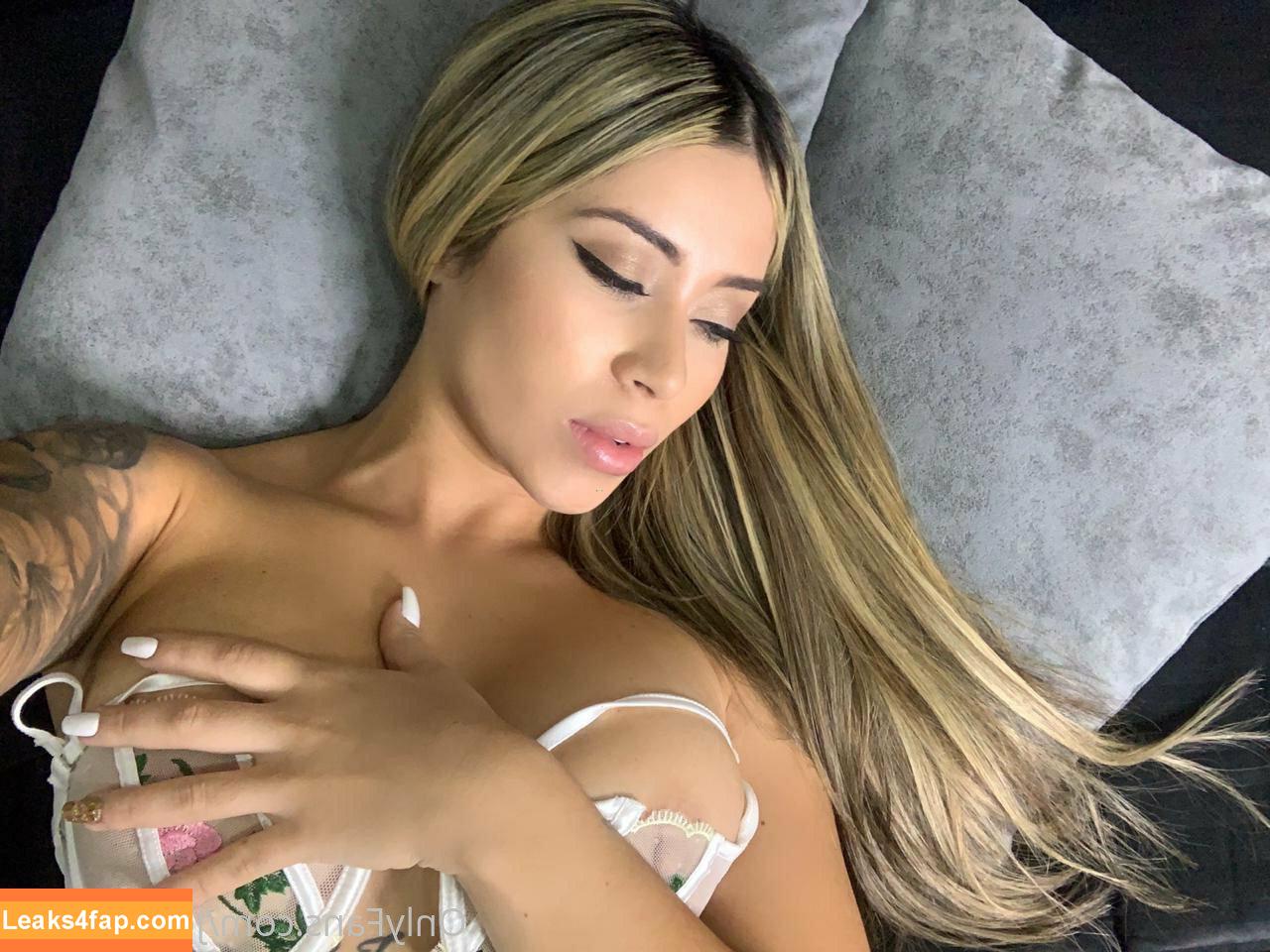 jennybangs / jennybangz leaked photo photo #0059