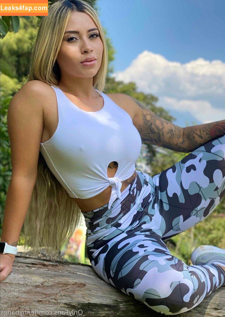 jennybangs / jennybangz leaked photo photo #0160