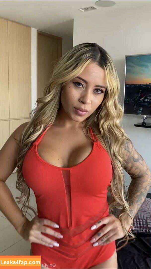 jennybangs / jennybangz leaked photo photo #0264