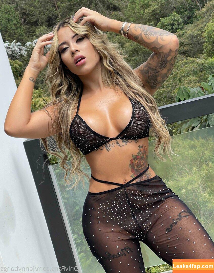 jennybangs / jennybangz leaked photo photo #0575