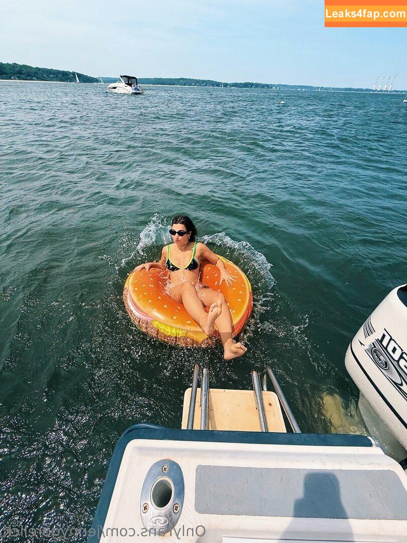 jennygorelick / jennycestquoi leaked photo photo #0002