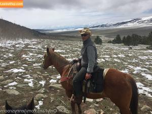 Jennysroom photo #0039