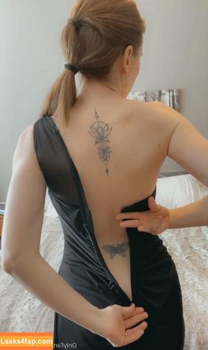 Jennysroom photo #0165