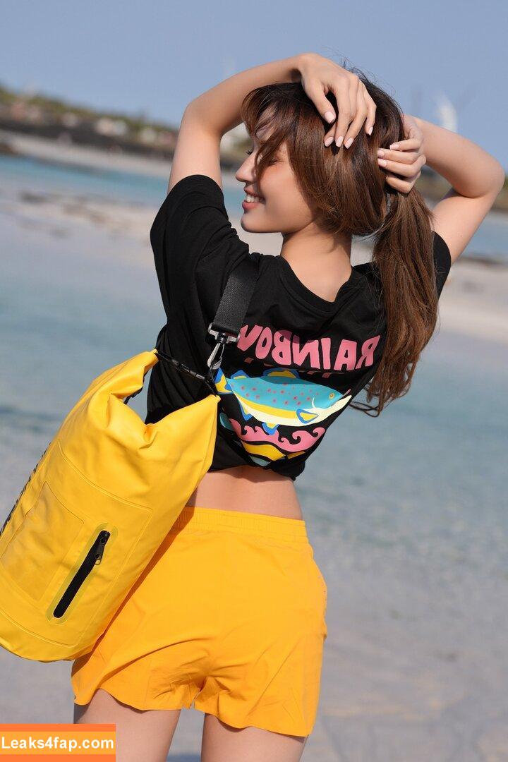 Jeon Somi / ENNIK SOMI / somsomi0309 leaked photo photo #0281