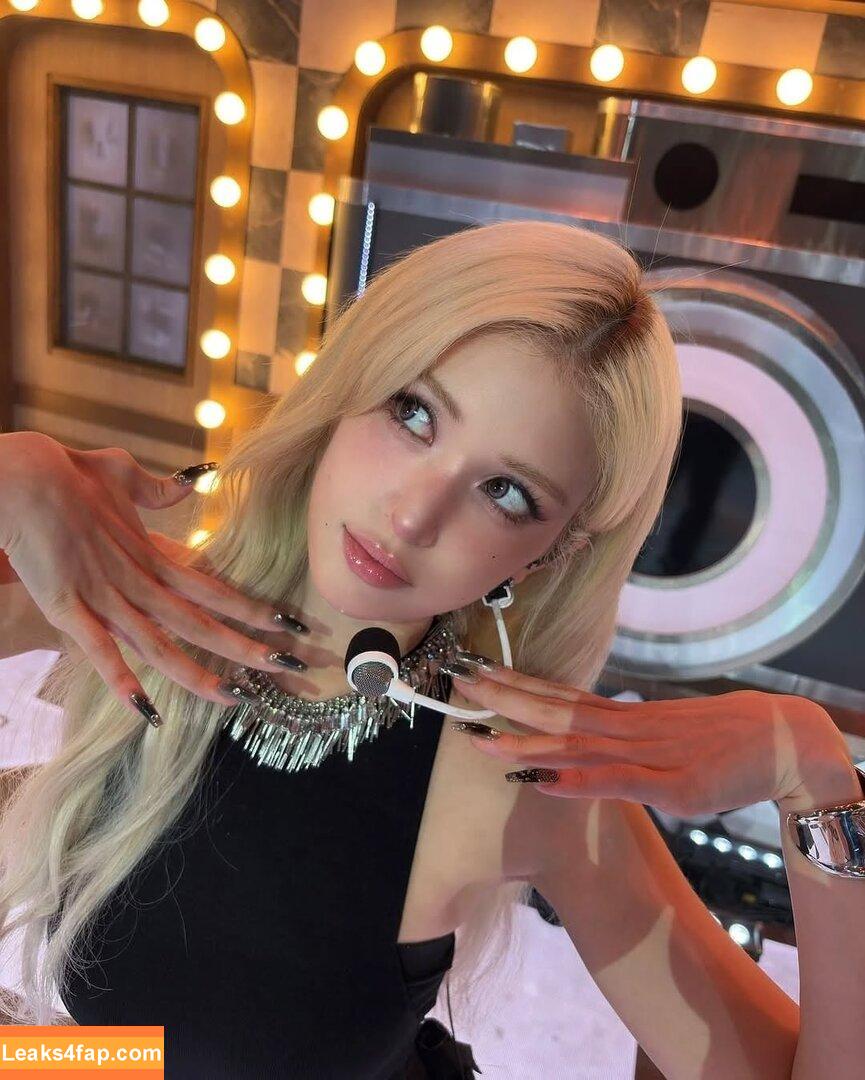 Jeon Somi / ENNIK SOMI / somsomi0309 leaked photo photo #0304