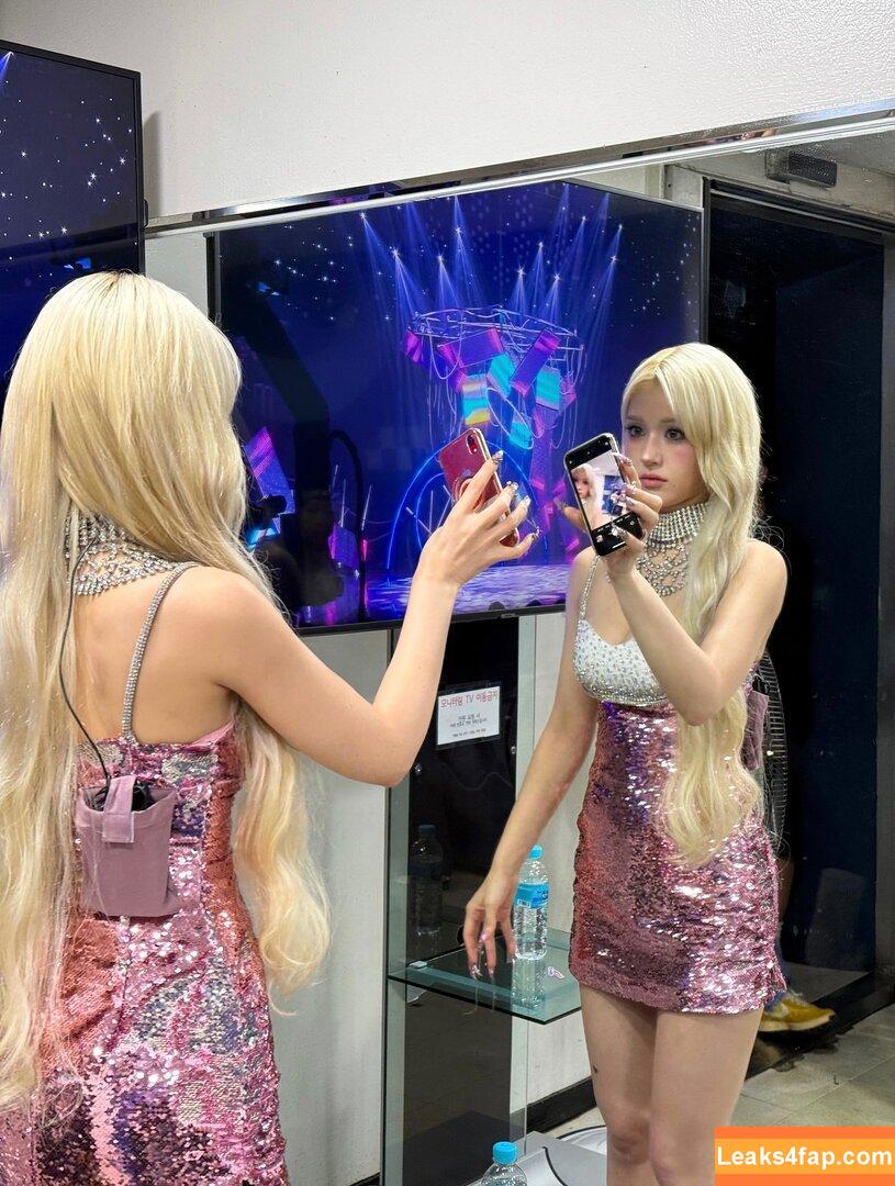 Jeon Somi / ENNIK SOMI / somsomi0309 leaked photo photo #0323