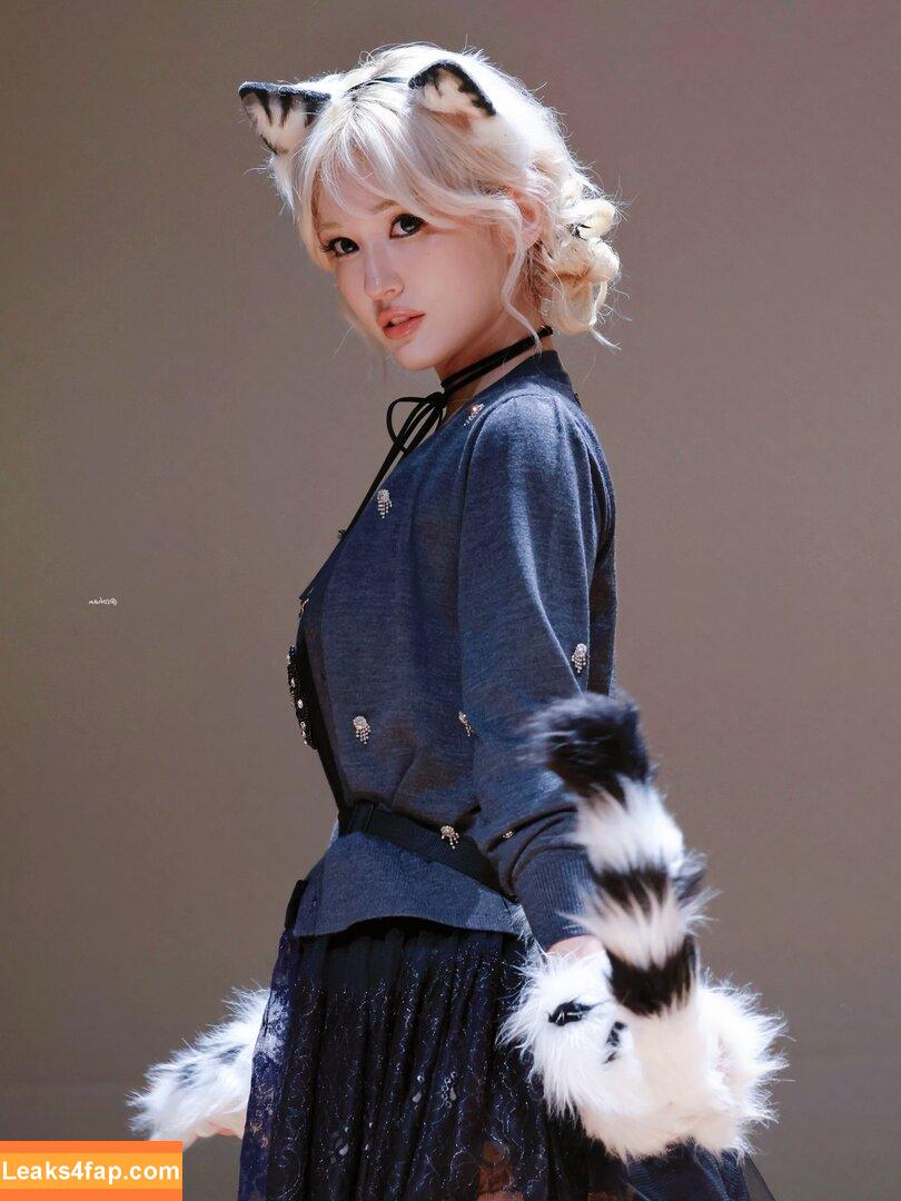 Jeon Somi / ENNIK SOMI / somsomi0309 leaked photo photo #0339