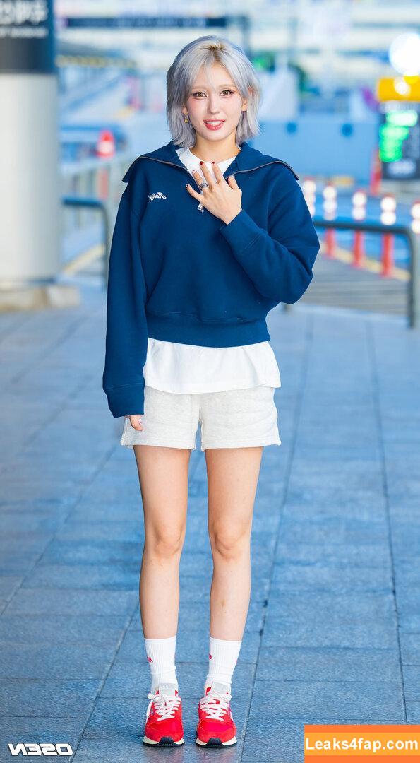 Jeon Somi / ENNIK SOMI / somsomi0309 leaked photo photo #0380