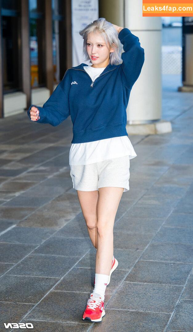 Jeon Somi / ENNIK SOMI / somsomi0309 leaked photo photo #0383