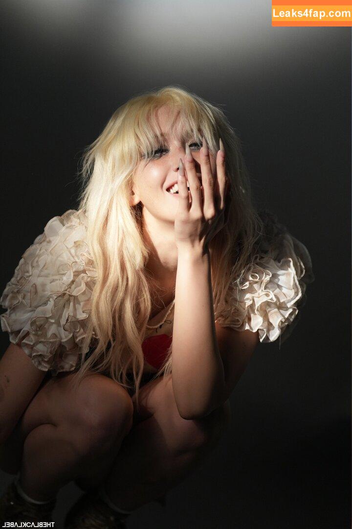 Jeon Somi / ENNIK SOMI / somsomi0309 слитое фото фото #0400