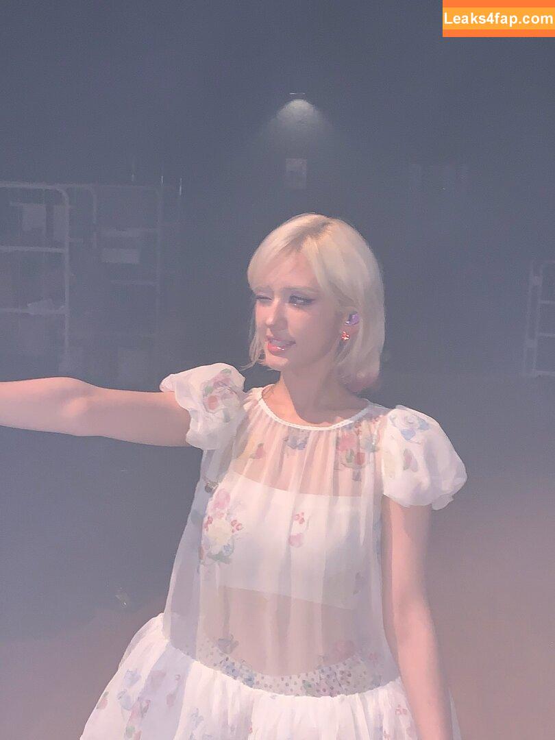 Jeon Somi / ENNIK SOMI / somsomi0309 leaked photo photo #0406