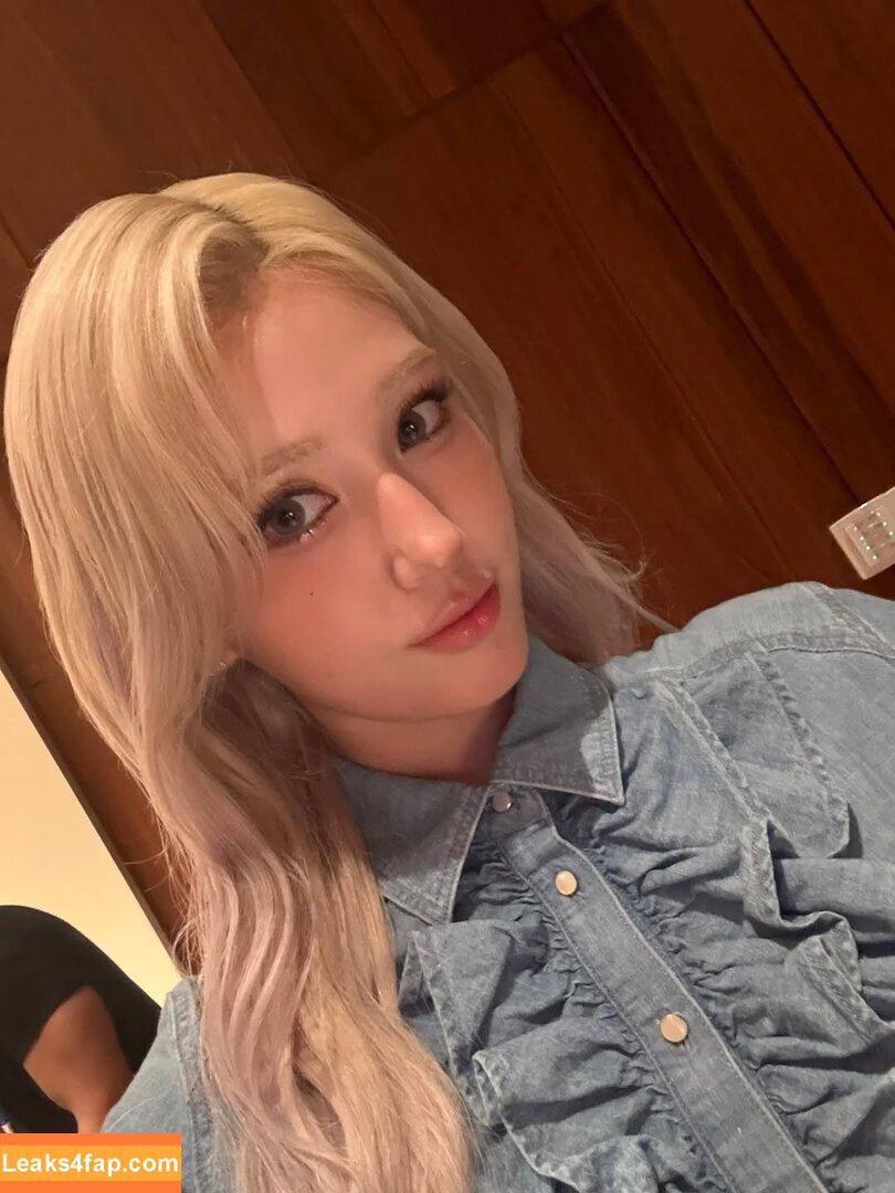 Jeon Somi / ENNIK SOMI / somsomi0309 leaked photo photo #0469