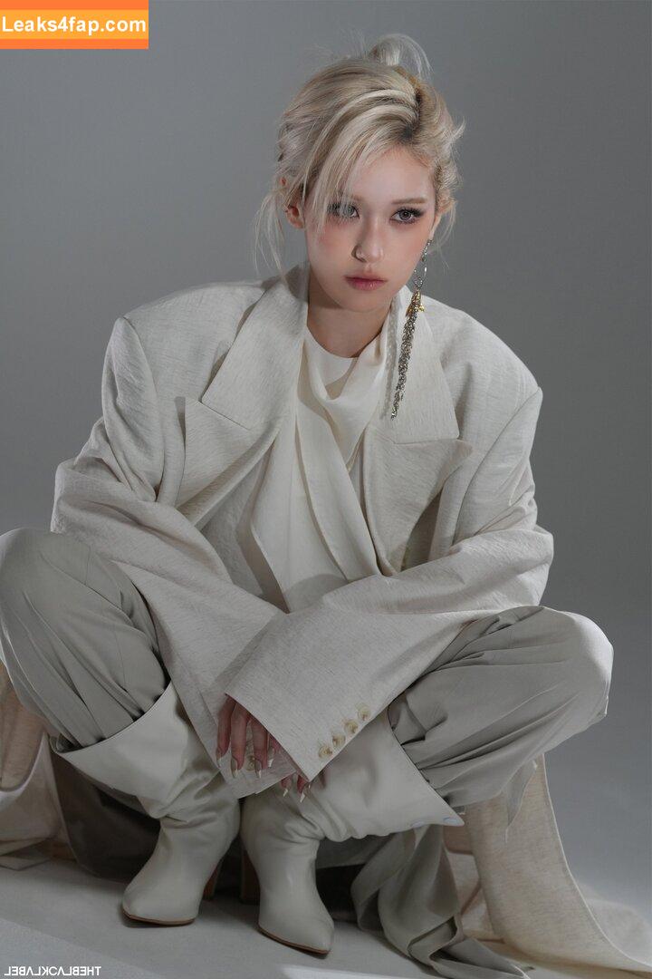 Jeon Somi / ENNIK SOMI / somsomi0309 leaked photo photo #0483