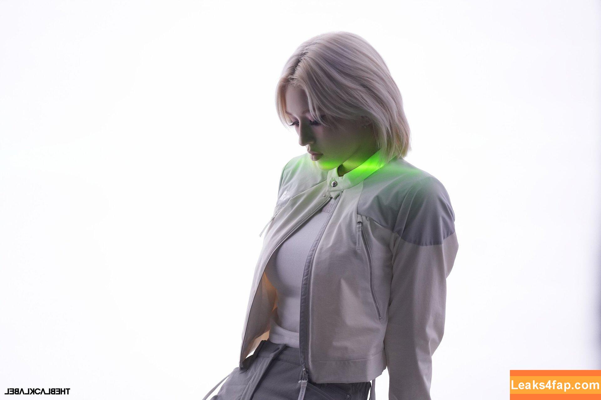 Jeon Somi / ENNIK SOMI / somsomi0309 leaked photo photo #0501