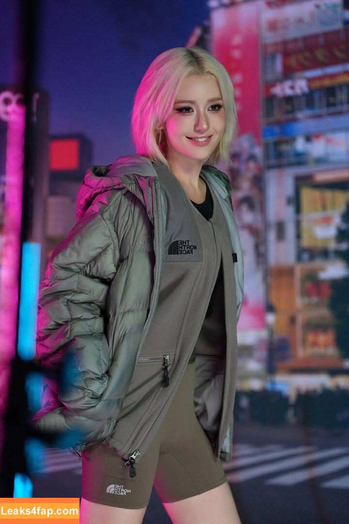 Jeon Somi / ENNIK SOMI / somsomi0309 leaked photo photo #0513