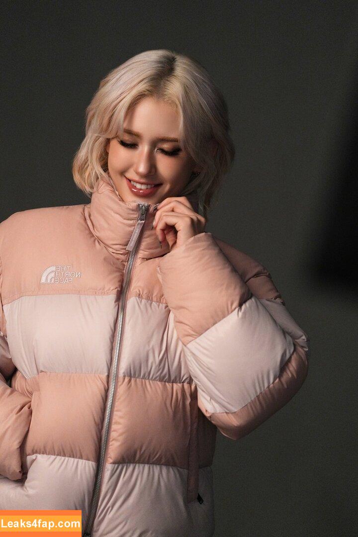 Jeon Somi / ENNIK SOMI / somsomi0309 leaked photo photo #0518