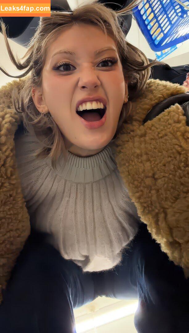 Jeon Somi / ENNIK SOMI / somsomi0309 leaked photo photo #0536