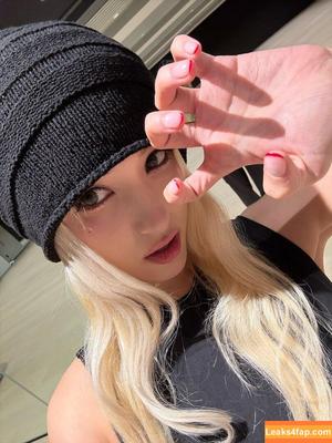 Jeon Somi photo #0295