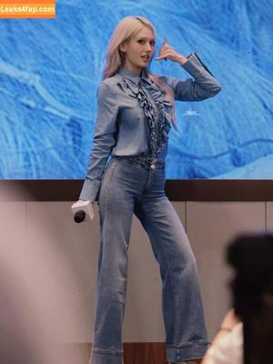 Jeon Somi фото #0448
