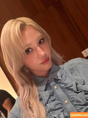 Jeon Somi фото #0449