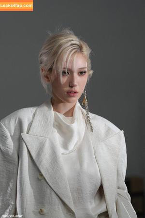 Jeon Somi photo #0482