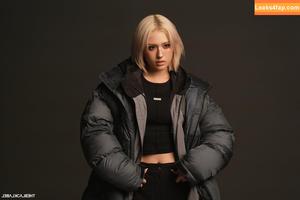 Jeon Somi photo #0499