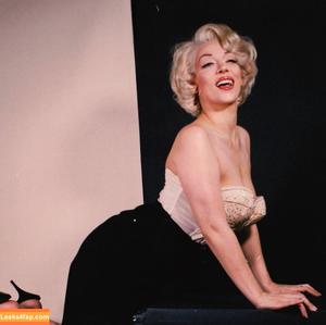 Jeri Mae James photo #0007